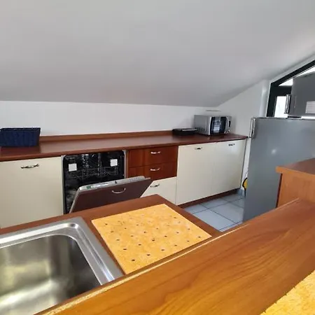 Mansarda Apartment *